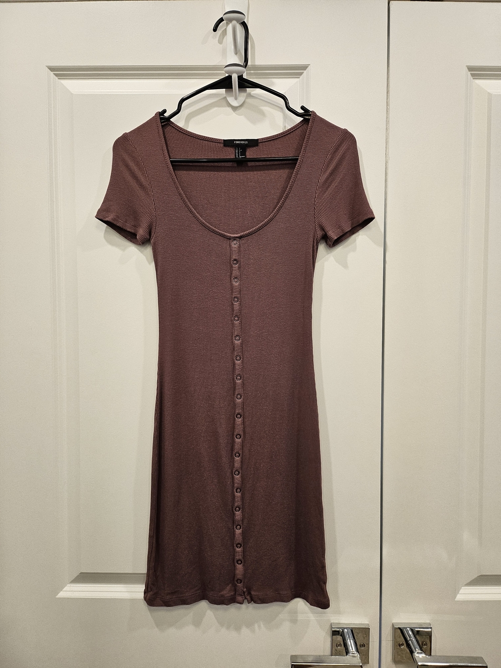 Forever 21 Mauve Scoop Neck Button-Front Mini Dress